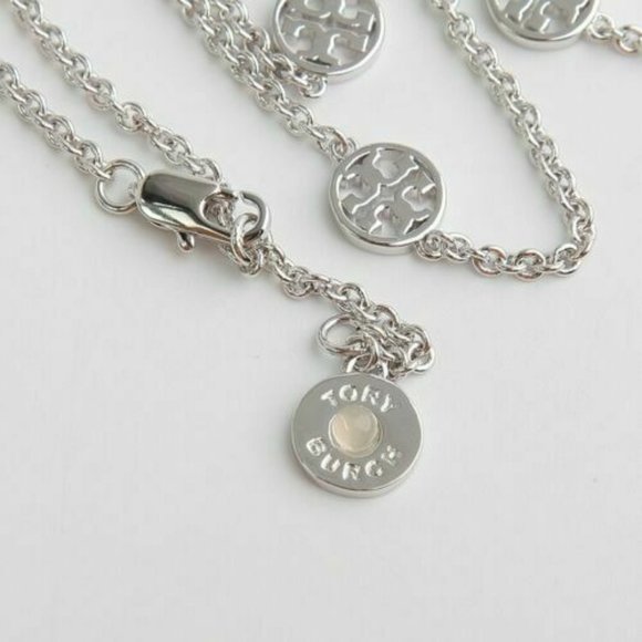 TORY BURCH Delicate Logo Necklace Silver - Picture 4 of 4